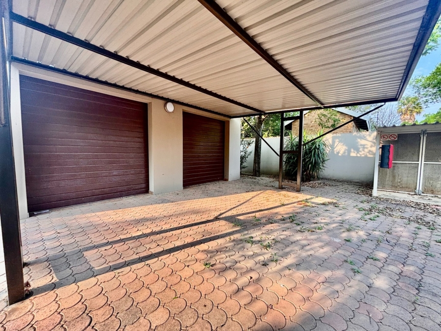 3 Bedroom Property for Sale in La Hoff North West